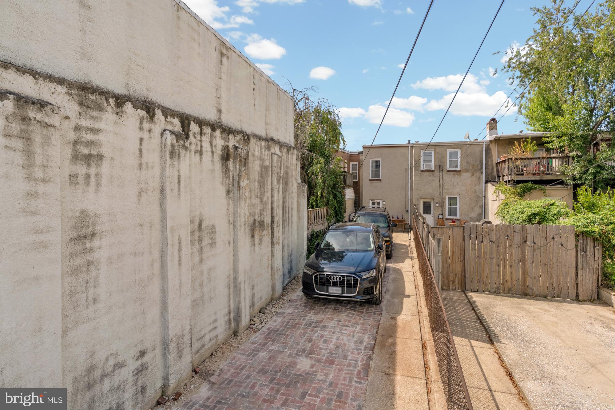 1037 S HANOVER STREET