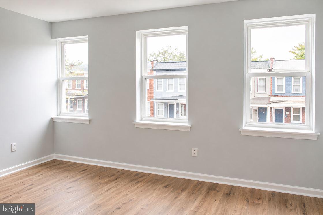 2609 LAURETTA AVENUE