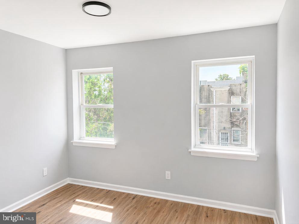 2609 LAURETTA AVENUE