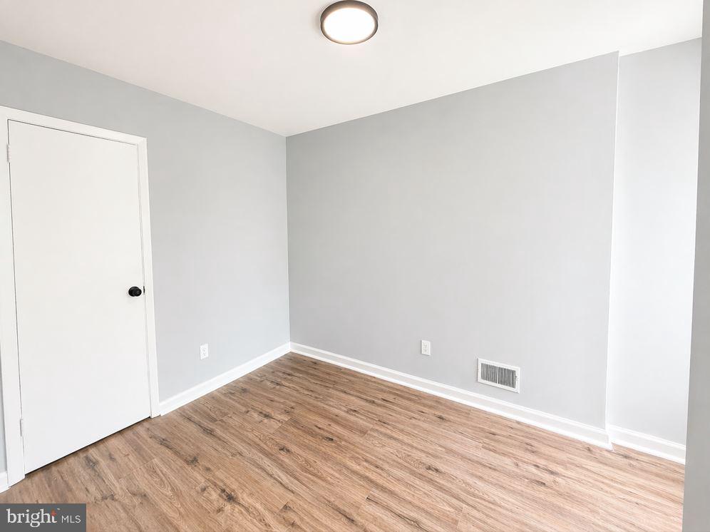 2609 LAURETTA AVENUE