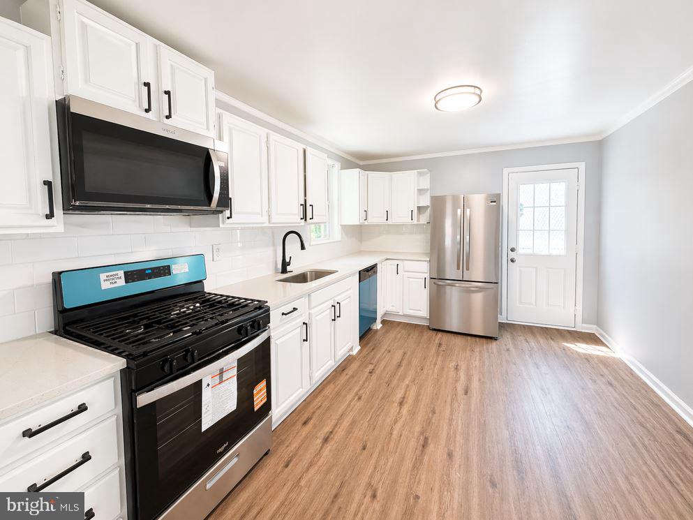 2609 LAURETTA AVENUE