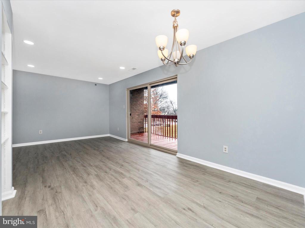 10 Cloverwood #203
