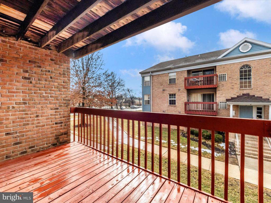 10 Cloverwood #203