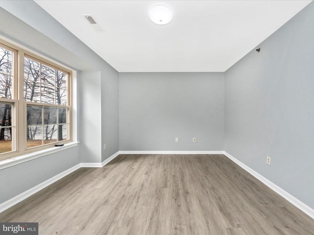 10 Cloverwood #203