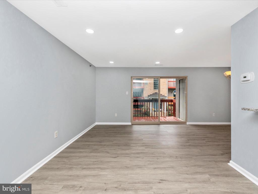 10 Cloverwood #203