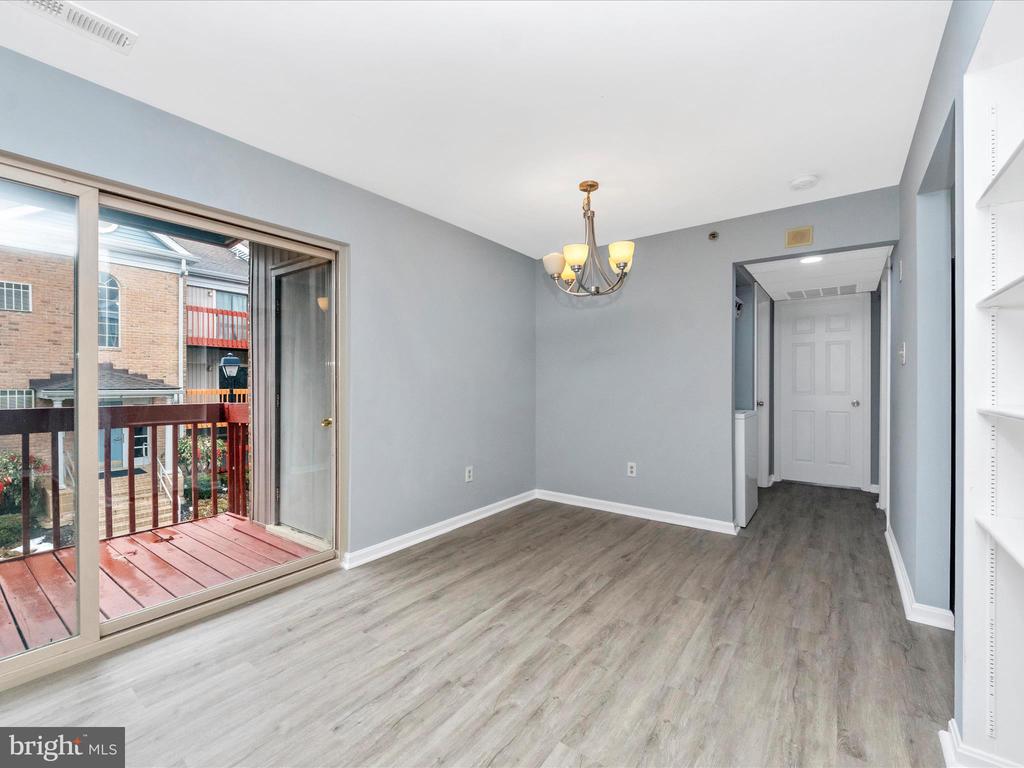 10 Cloverwood #203