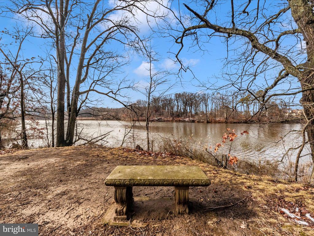 10 Cloverwood #203