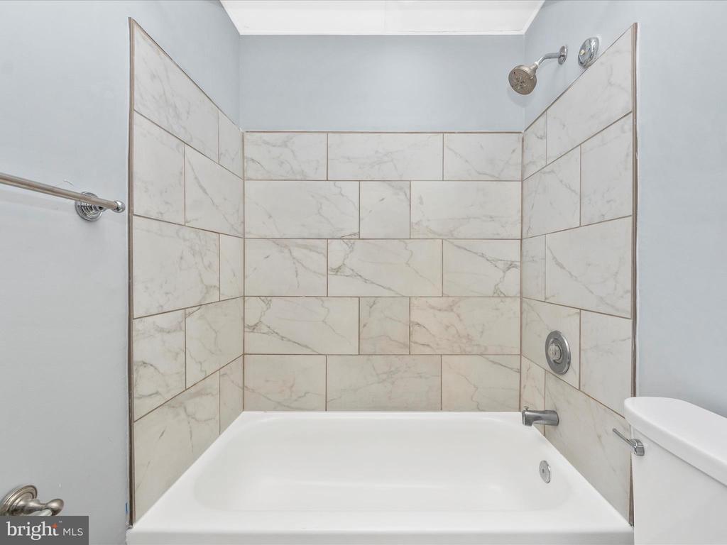 10 Cloverwood #203