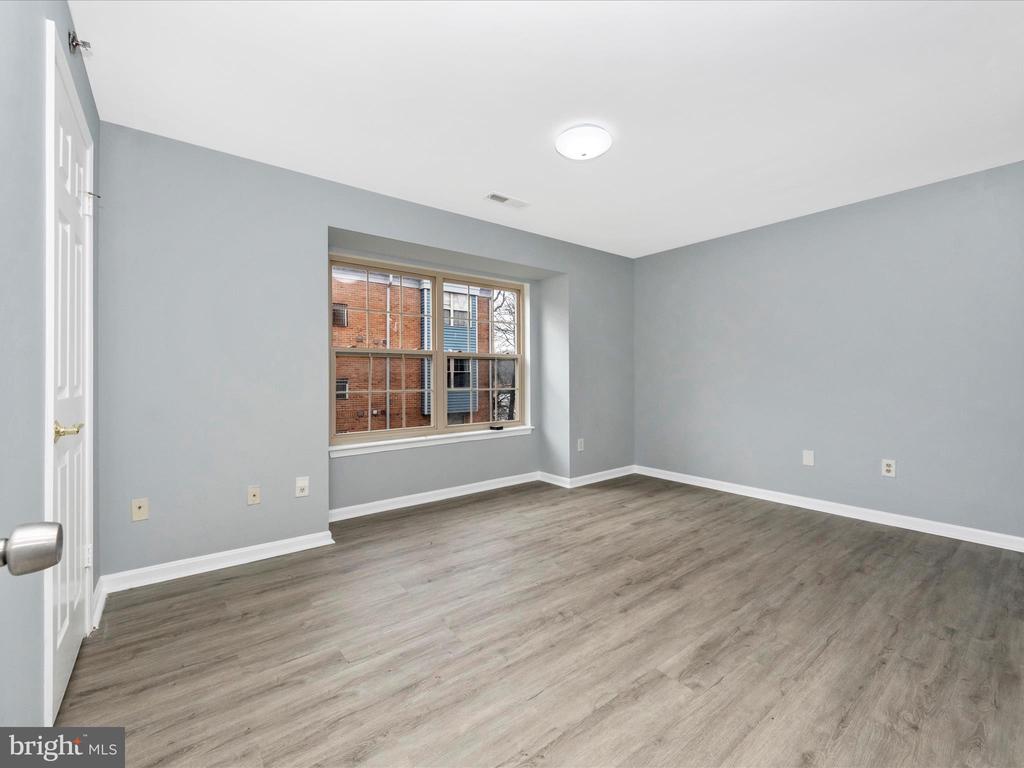 10 Cloverwood #203