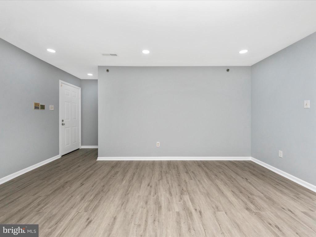 10 Cloverwood #203