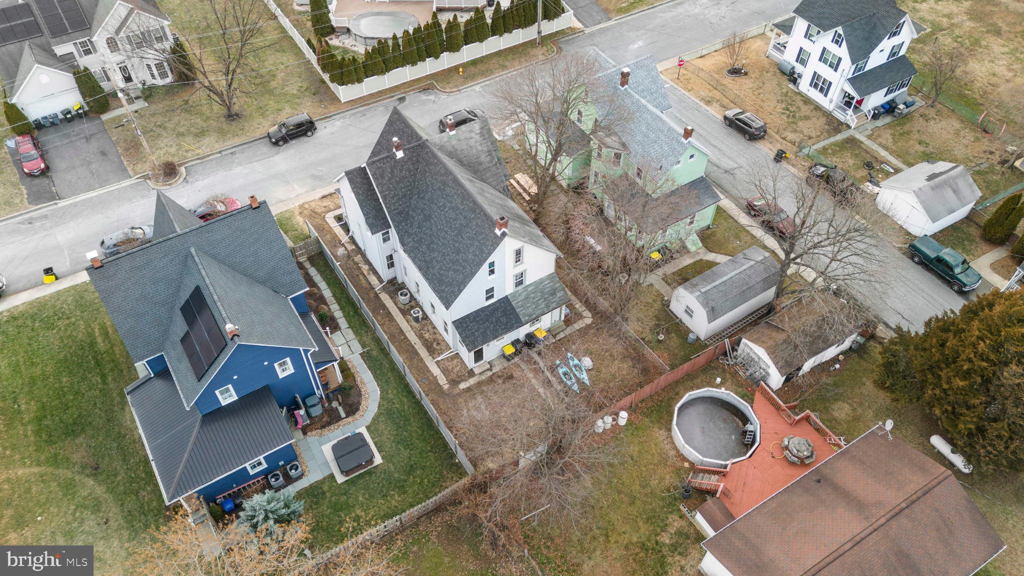 624 FRONT STREET