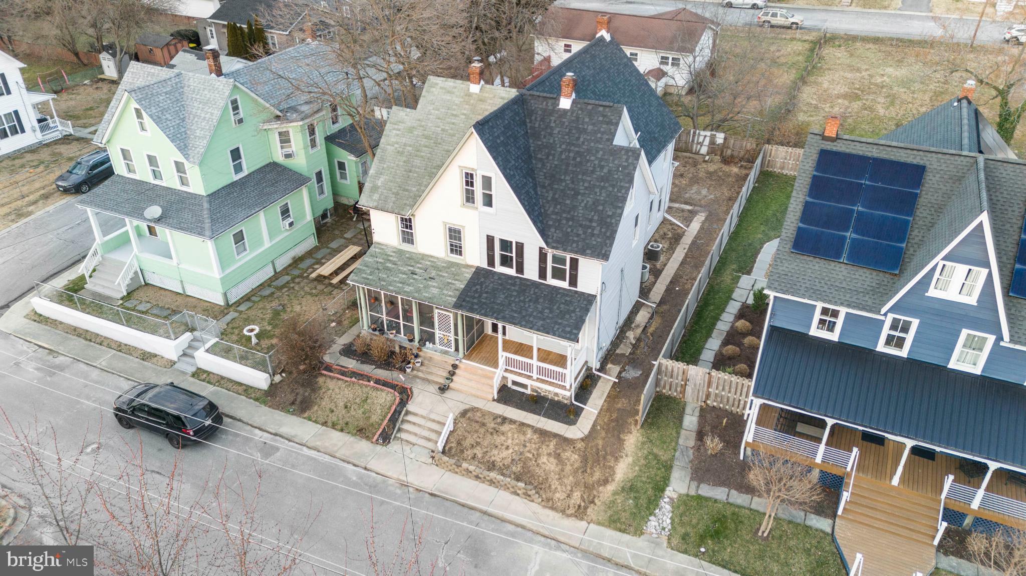 624 FRONT STREET