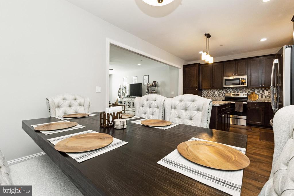 1012 Rye Dr