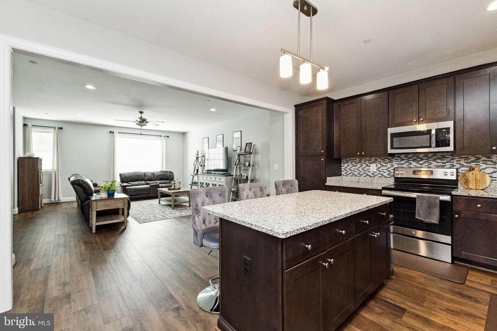 1012 Rye Dr