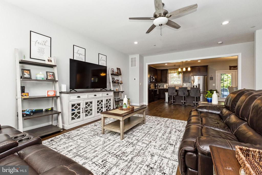 1012 Rye Dr