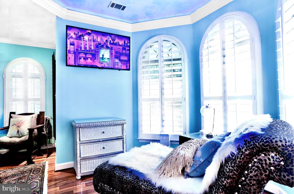 10596 Lakeridge Pl