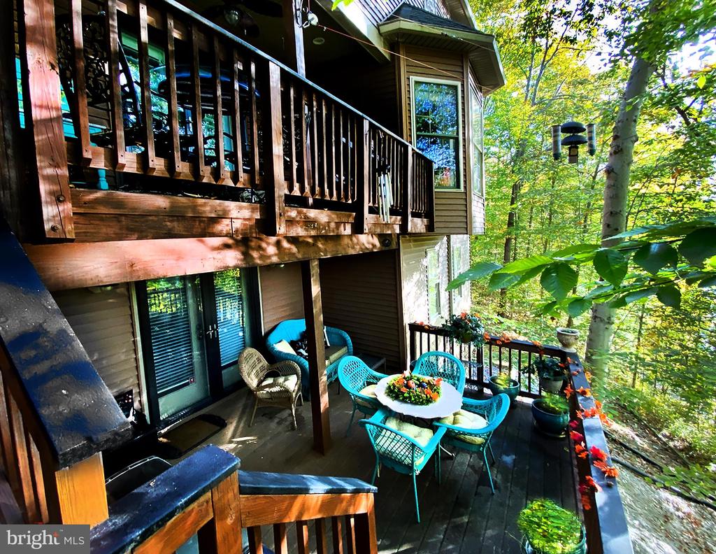 10596 Lakeridge Pl