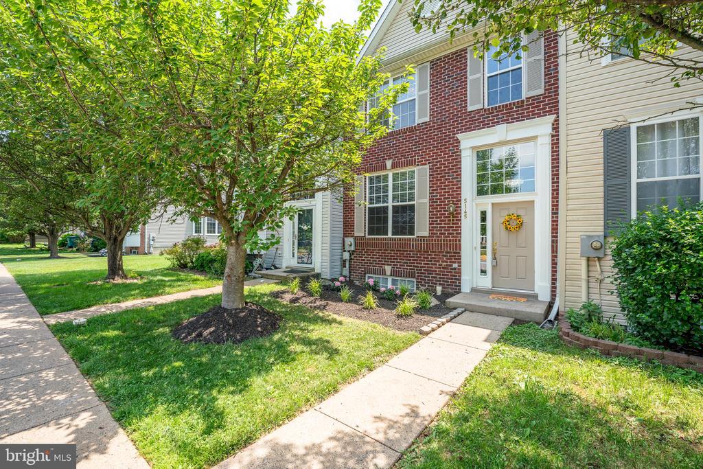 5145 MCLAUREN LANE