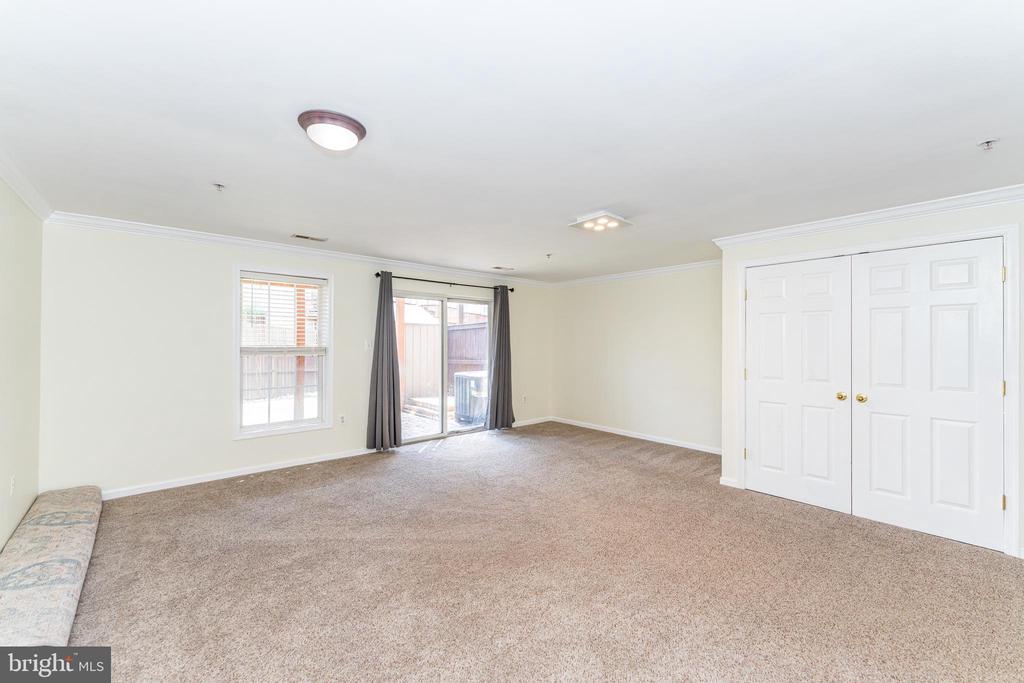 5145 MCLAUREN LANE