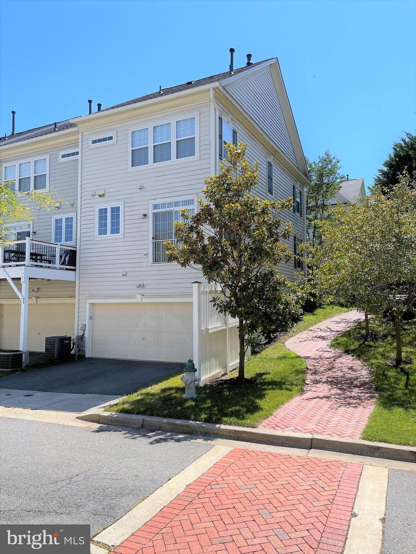 13019 Saint Clair Rd