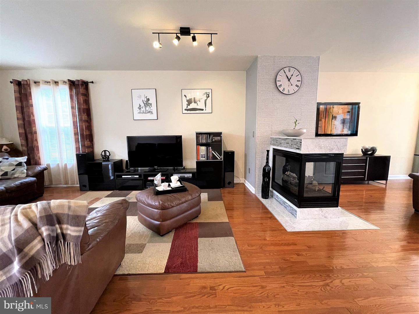 13019 Saint Clair Rd