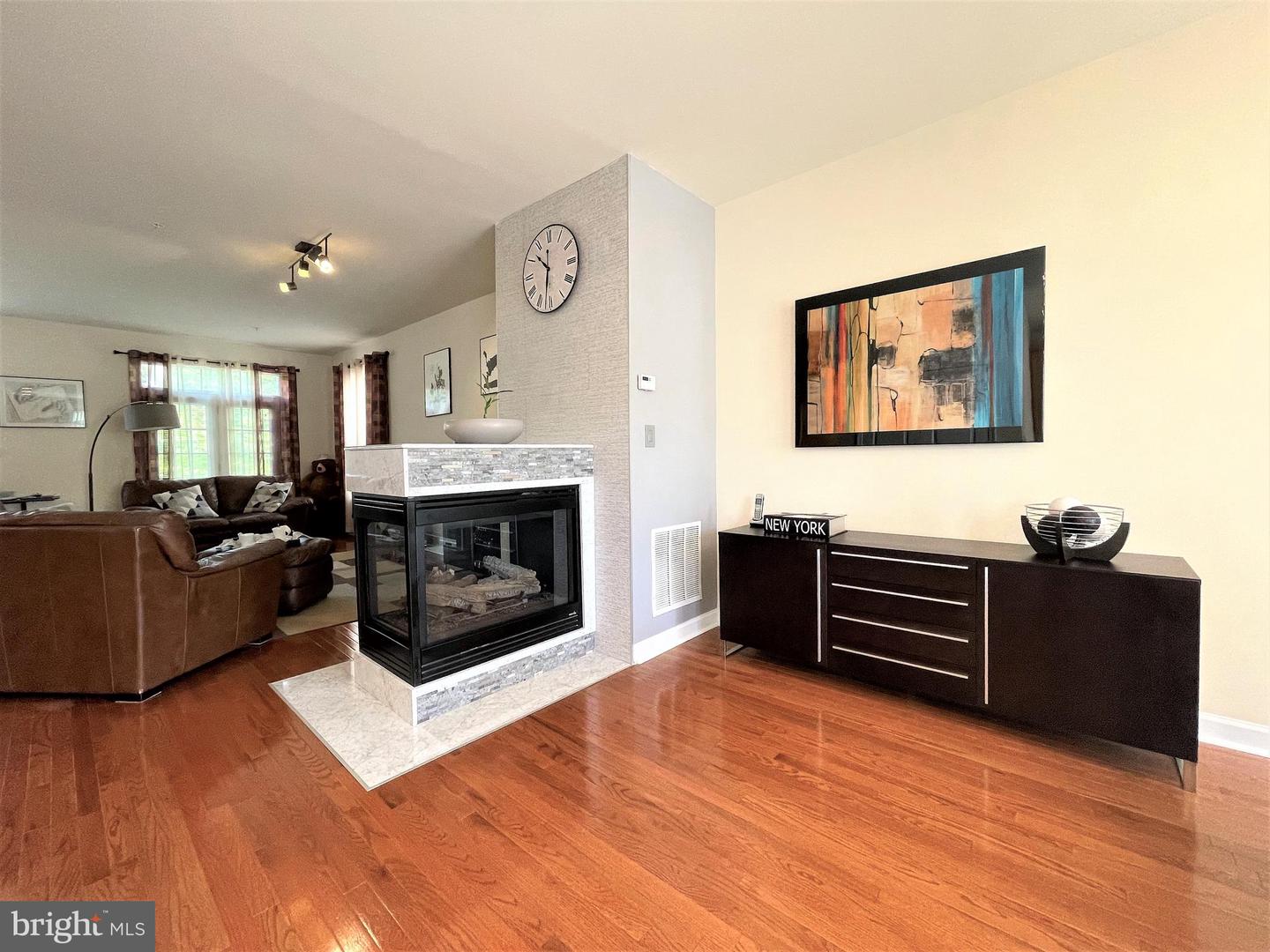 13019 Saint Clair Rd