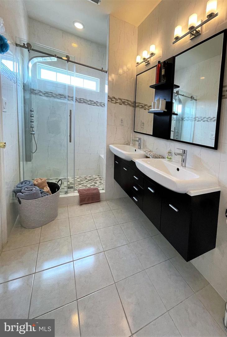 13019 Saint Clair Rd