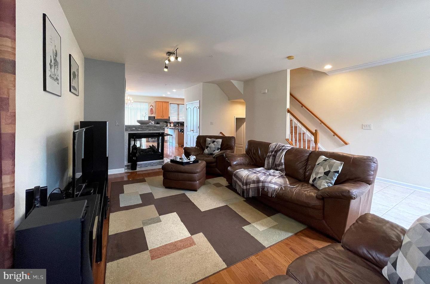 13019 Saint Clair Rd