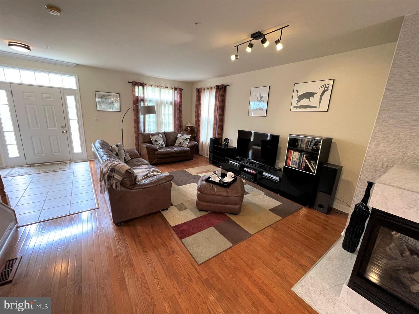 13019 Saint Clair Rd