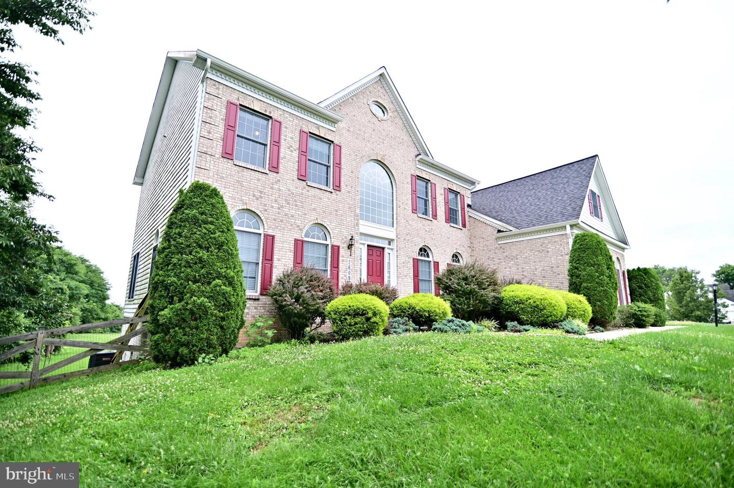 2609 Sunshine Ct
