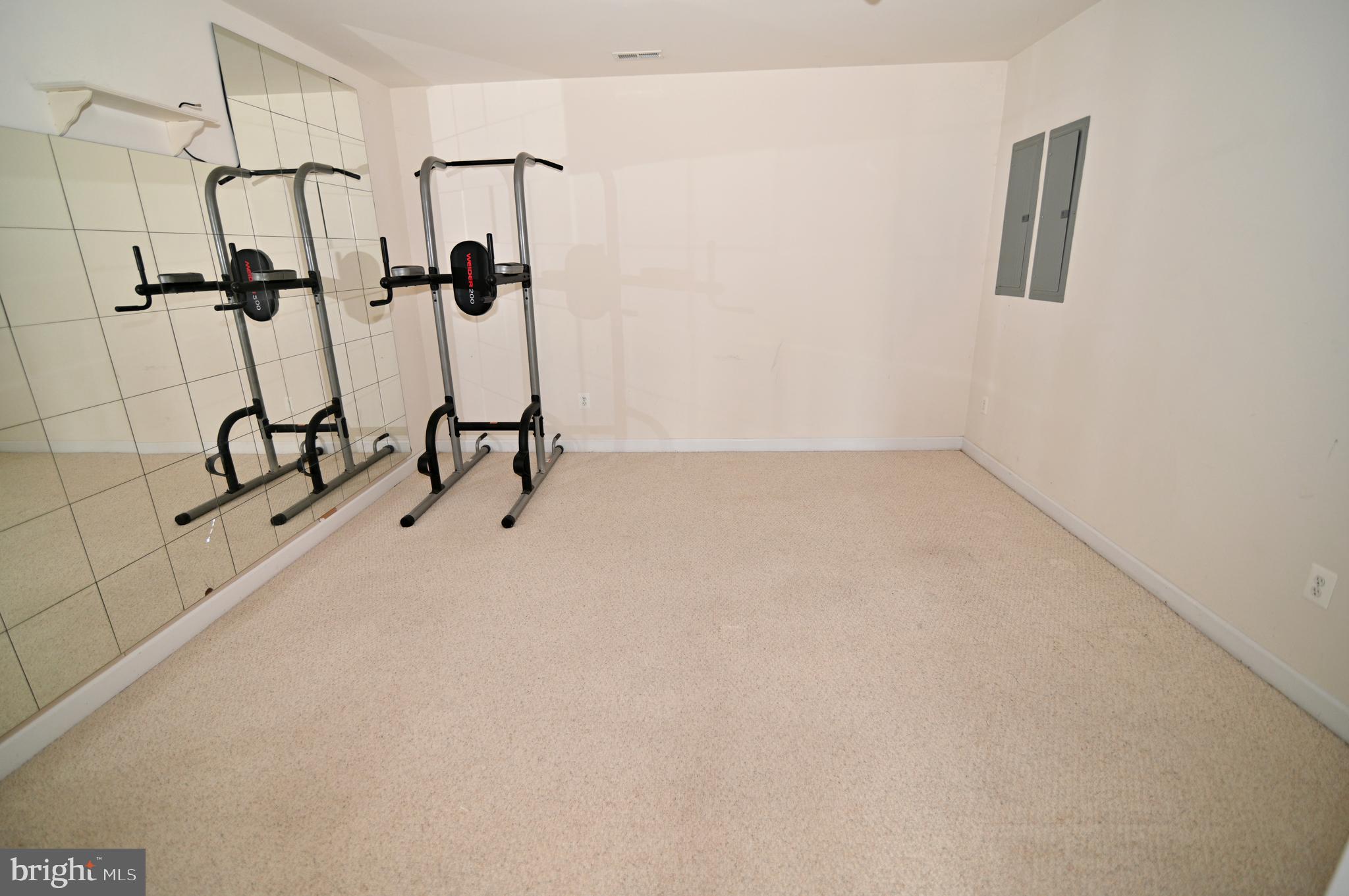 2609 Sunshine Ct