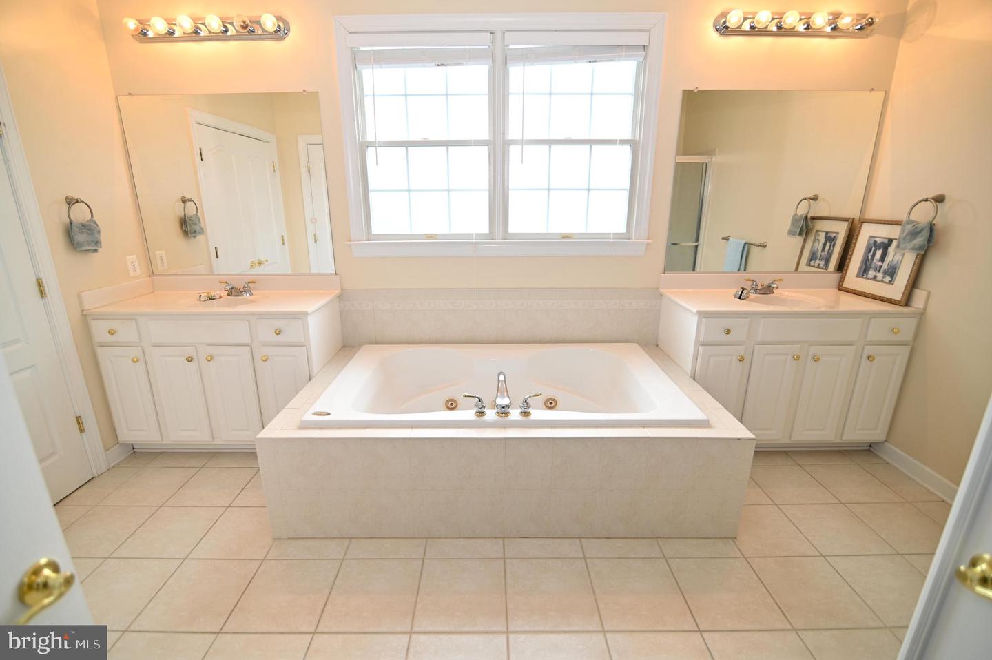 2609 Sunshine Ct