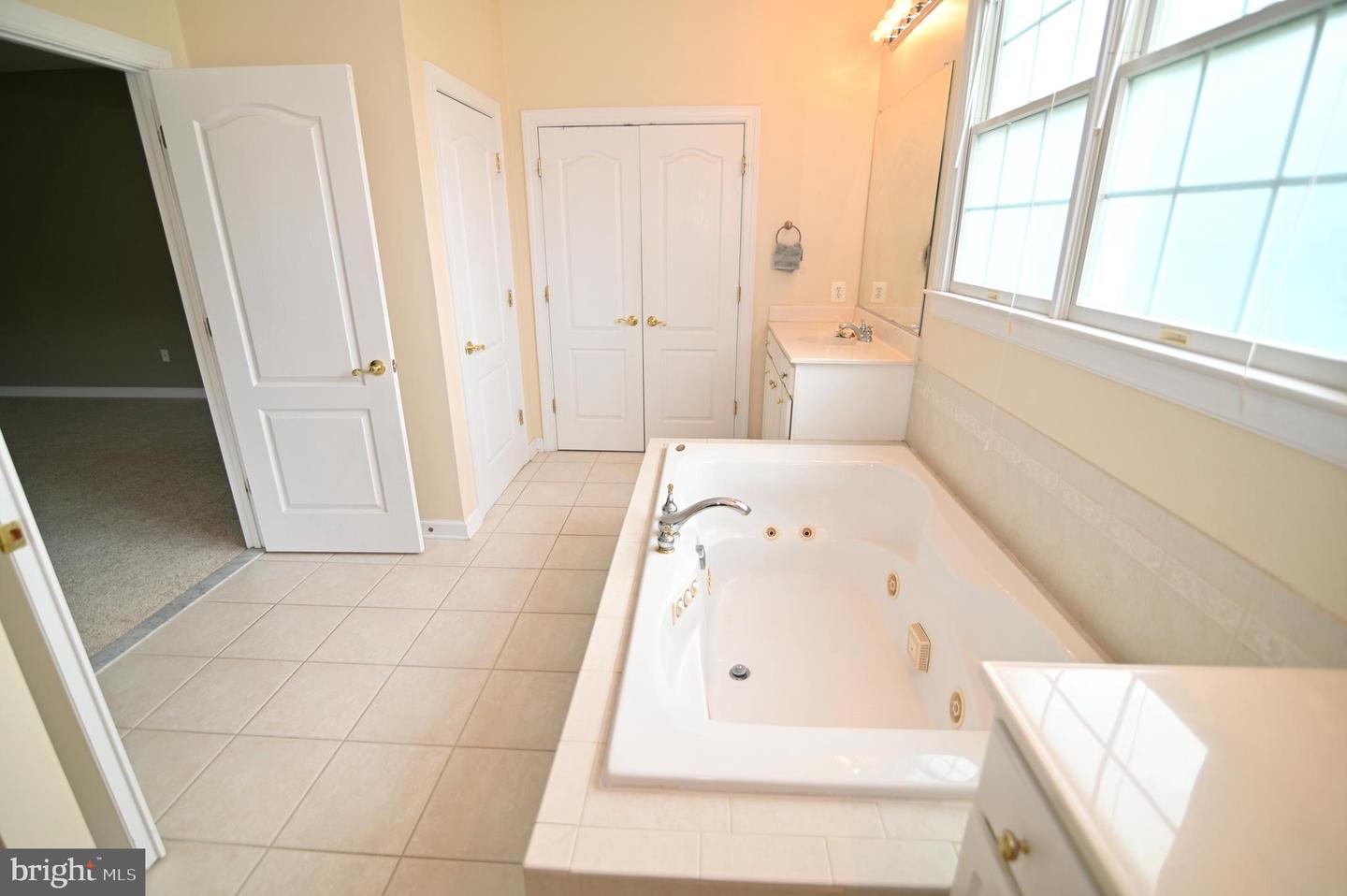 2609 Sunshine Ct