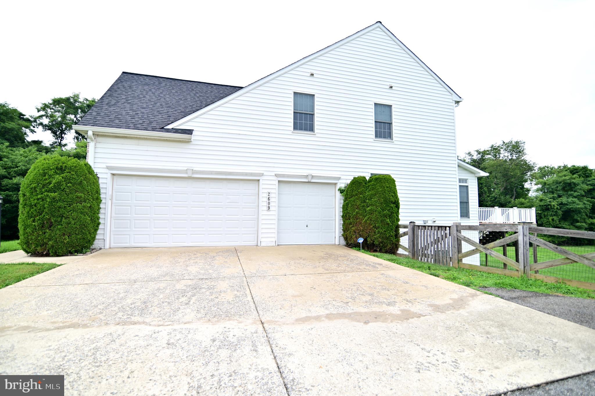 2609 Sunshine Ct