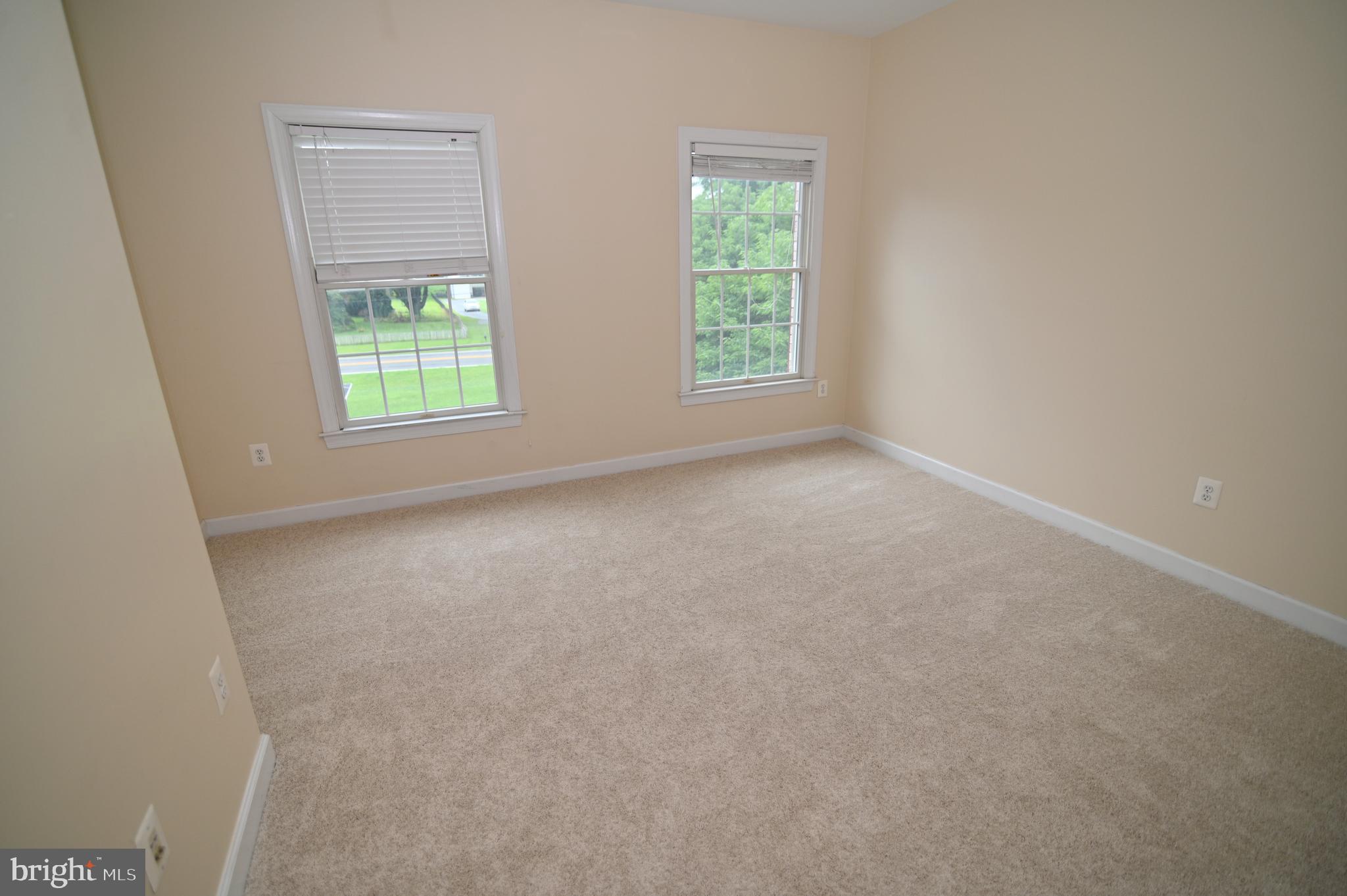 2609 Sunshine Ct