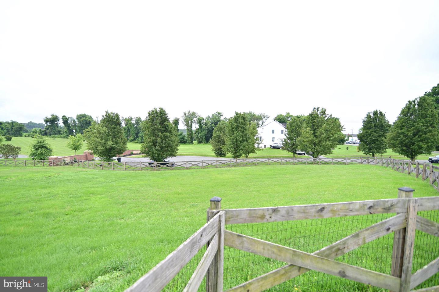 2609 Sunshine Ct
