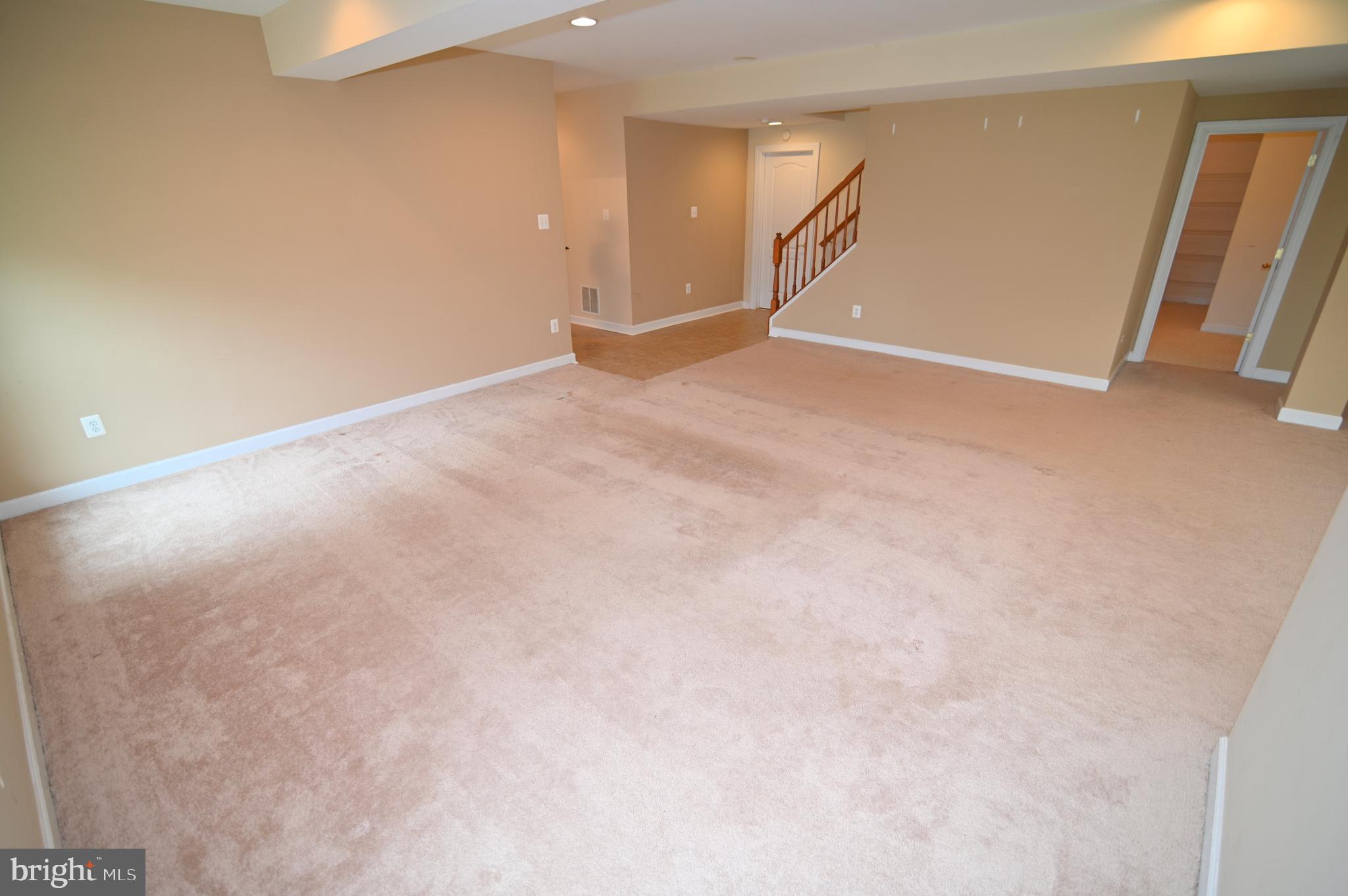 2609 Sunshine Ct