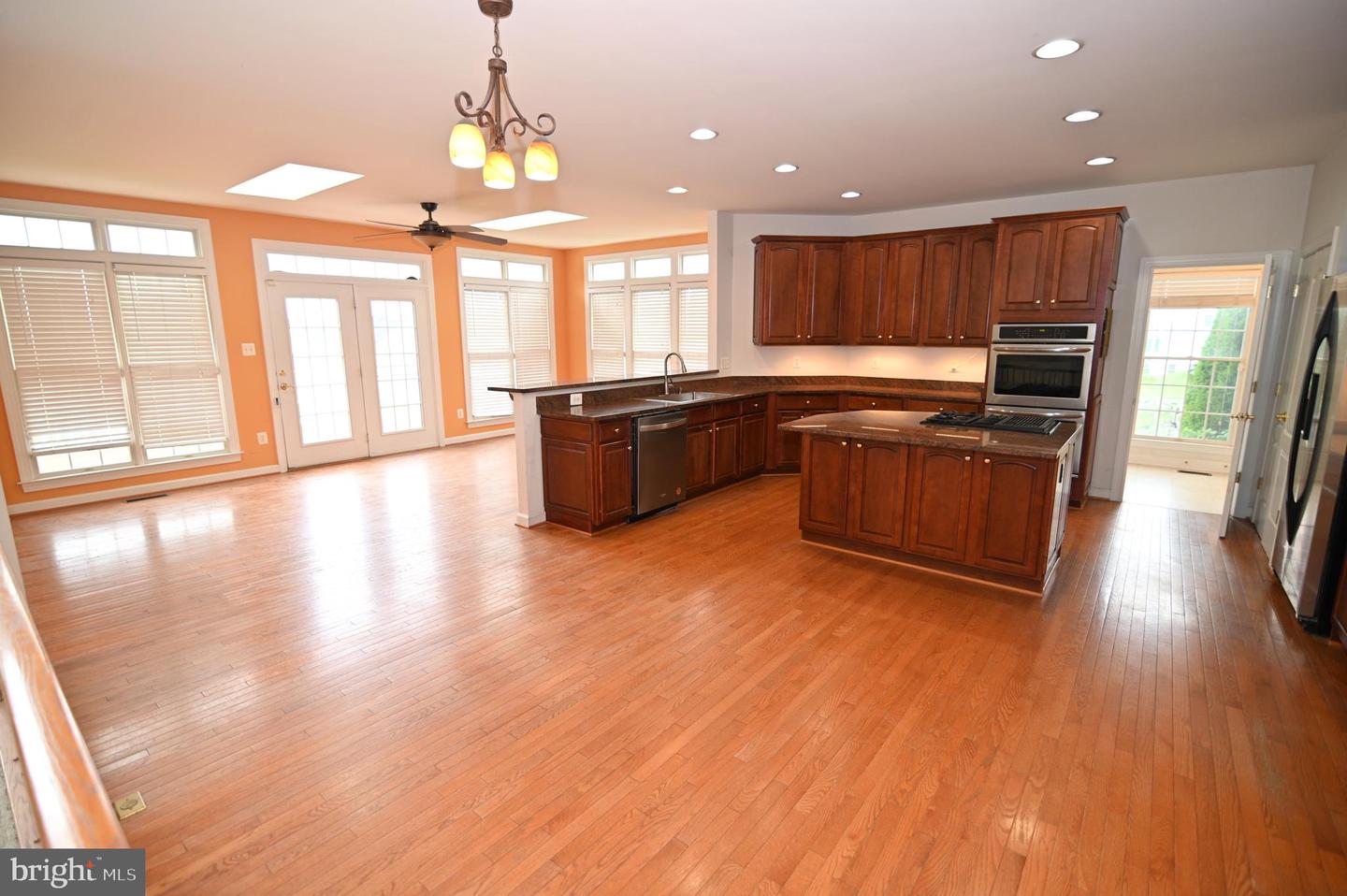 2609 Sunshine Ct