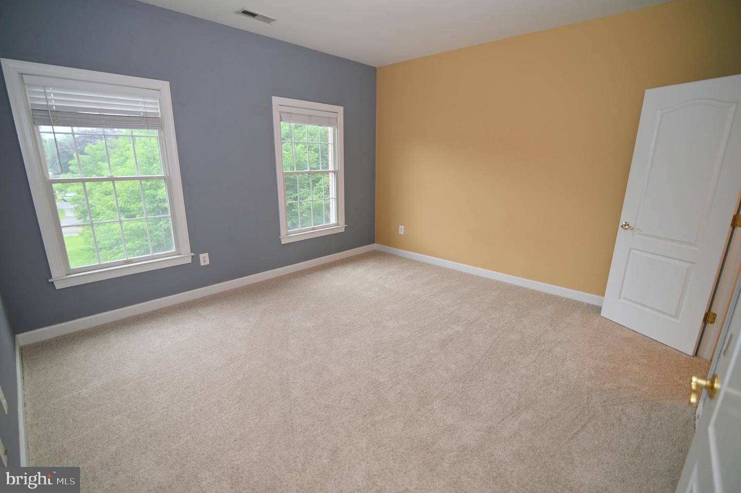 2609 Sunshine Ct