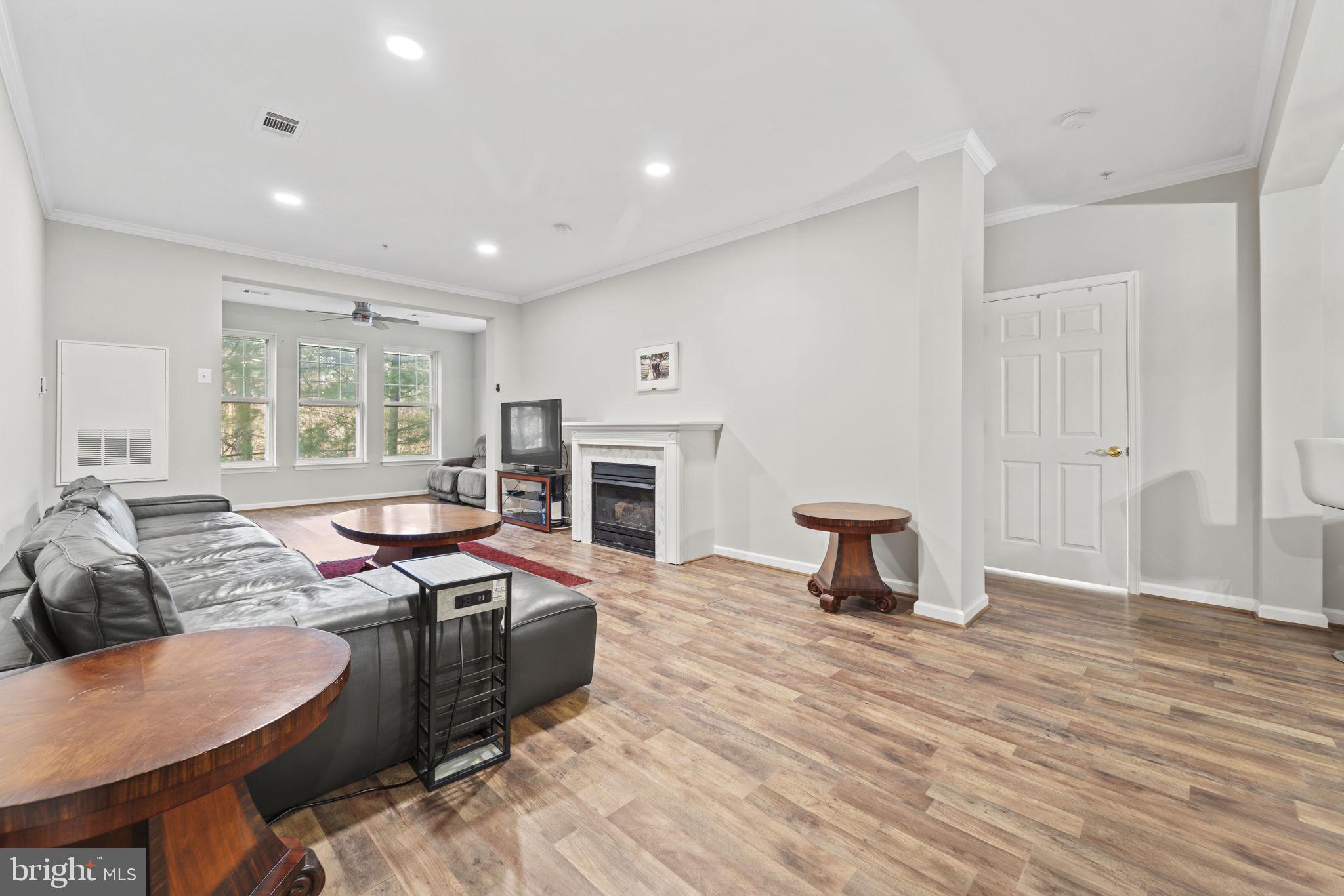 310 High Gables Dr #204