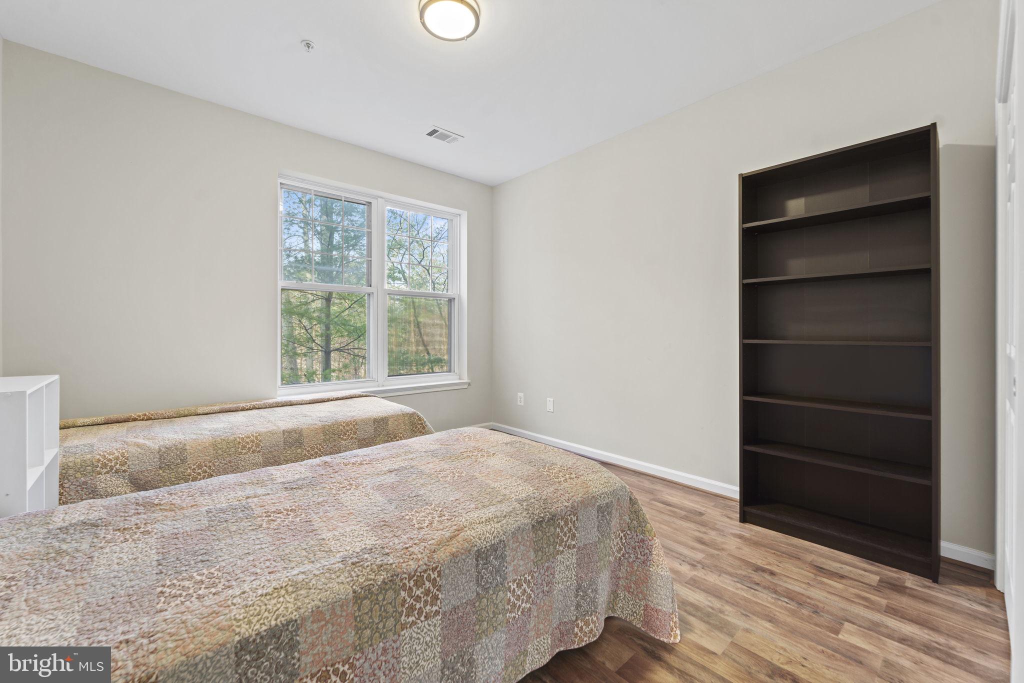 310 High Gables Dr #204