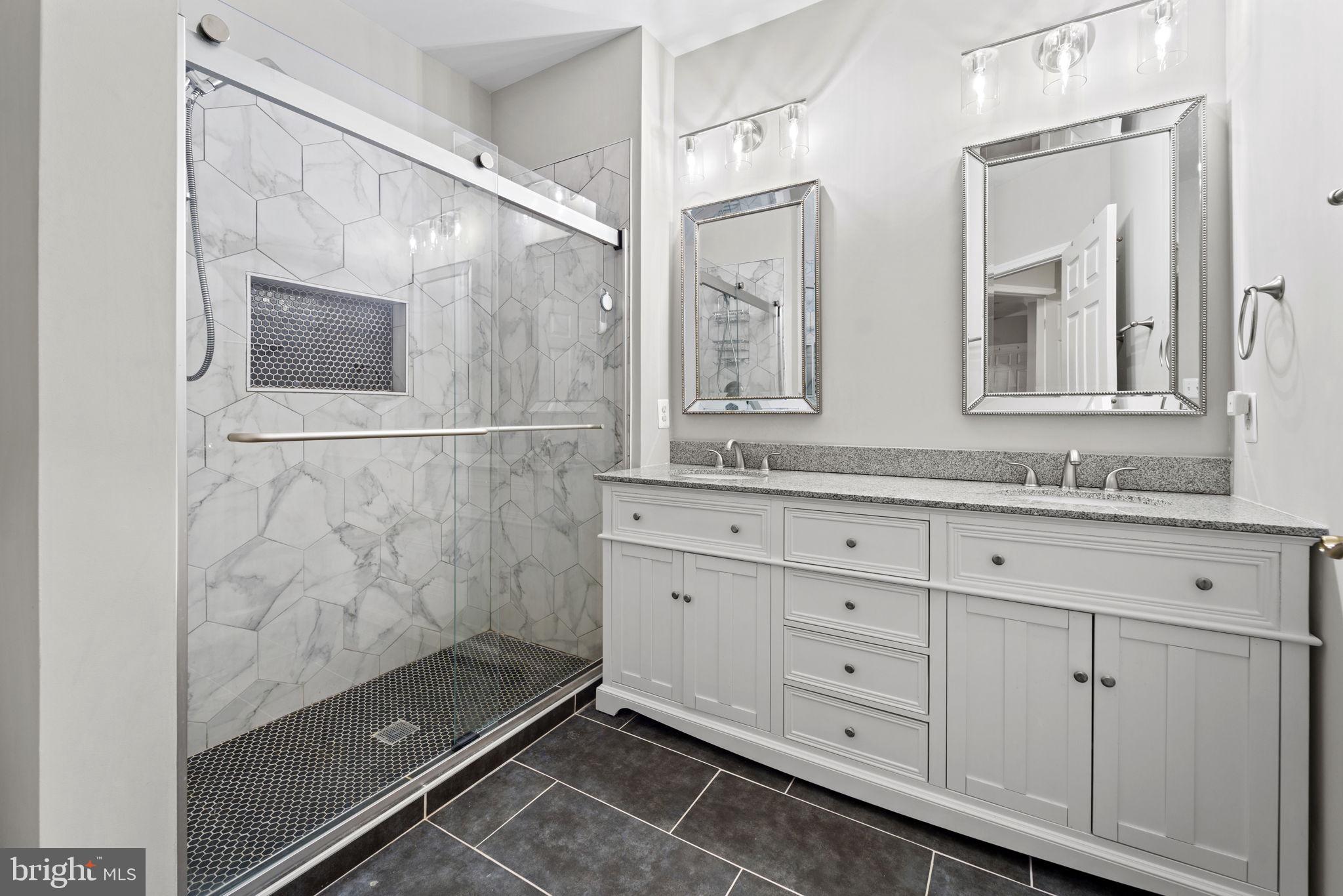 310 High Gables Dr #204