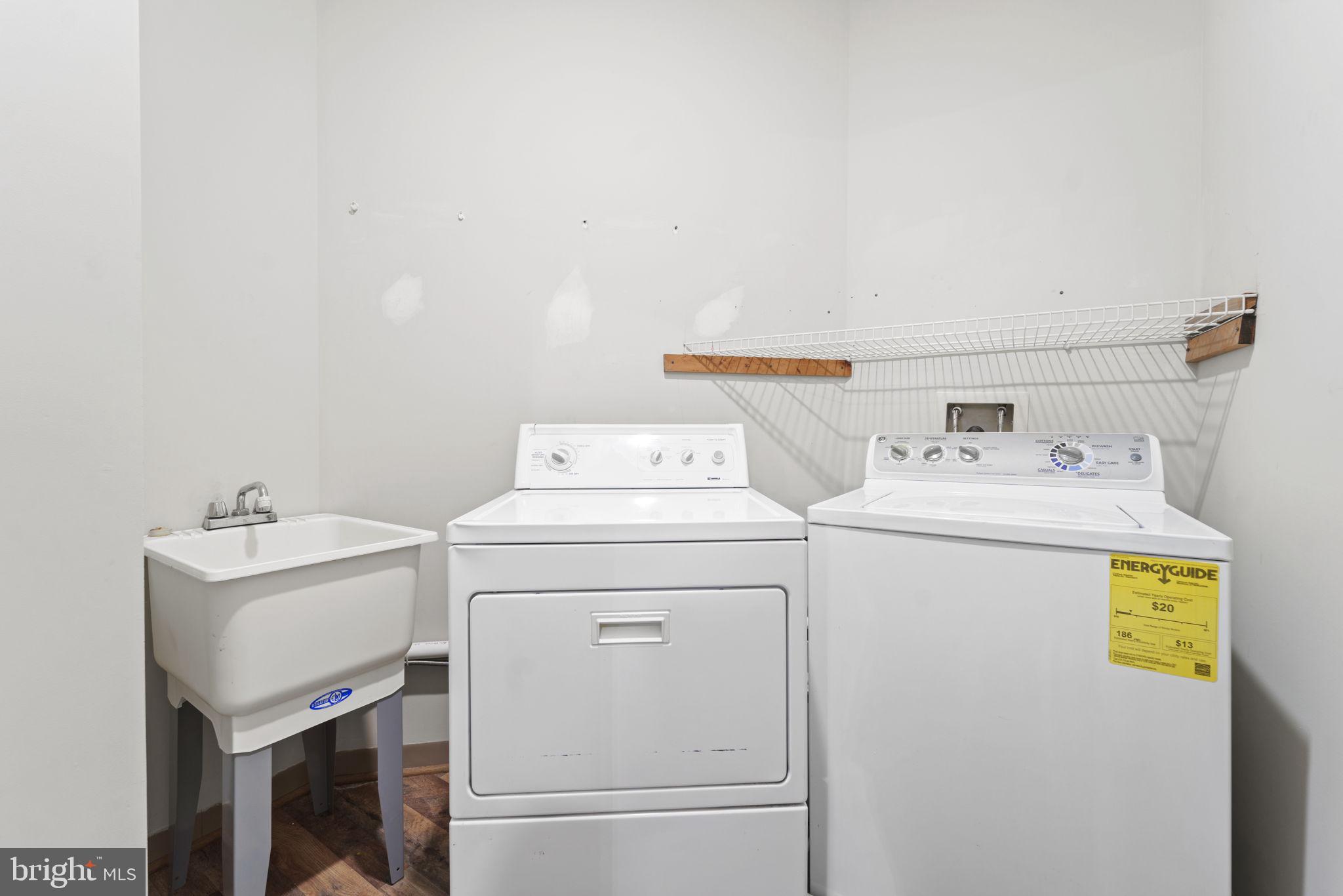 310 High Gables Dr #204