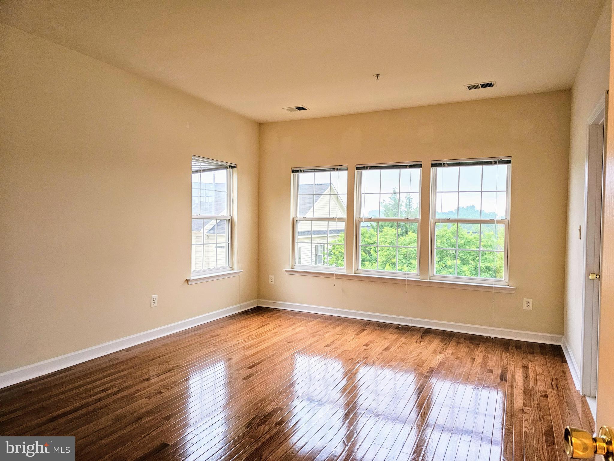 13019 SAINT CLAIR RD