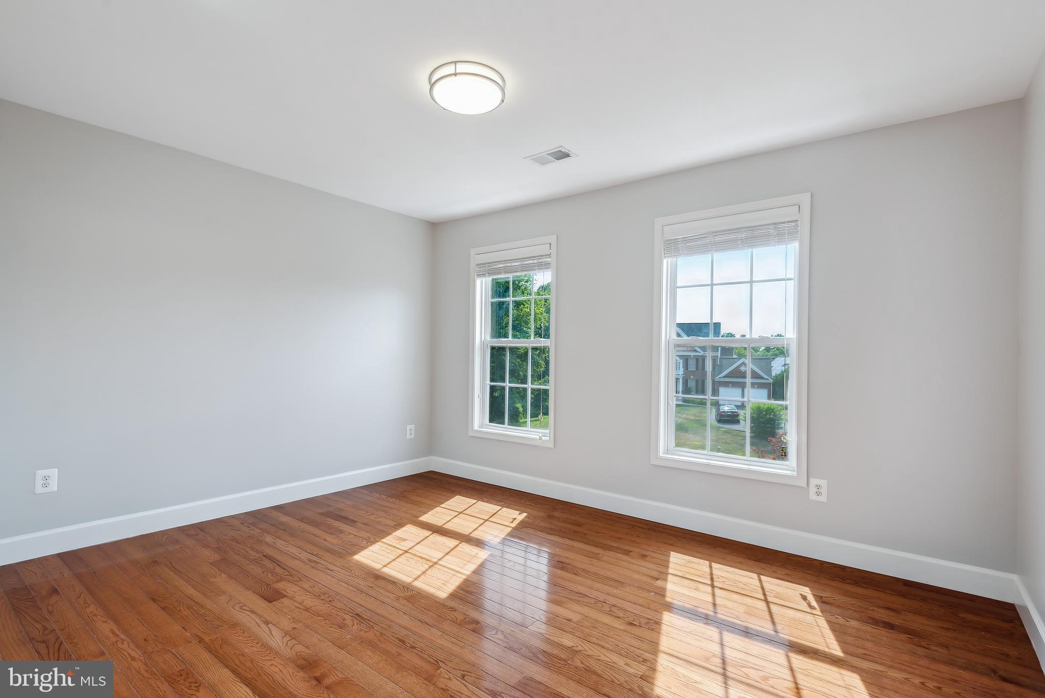 18303 Thundercloud Rd