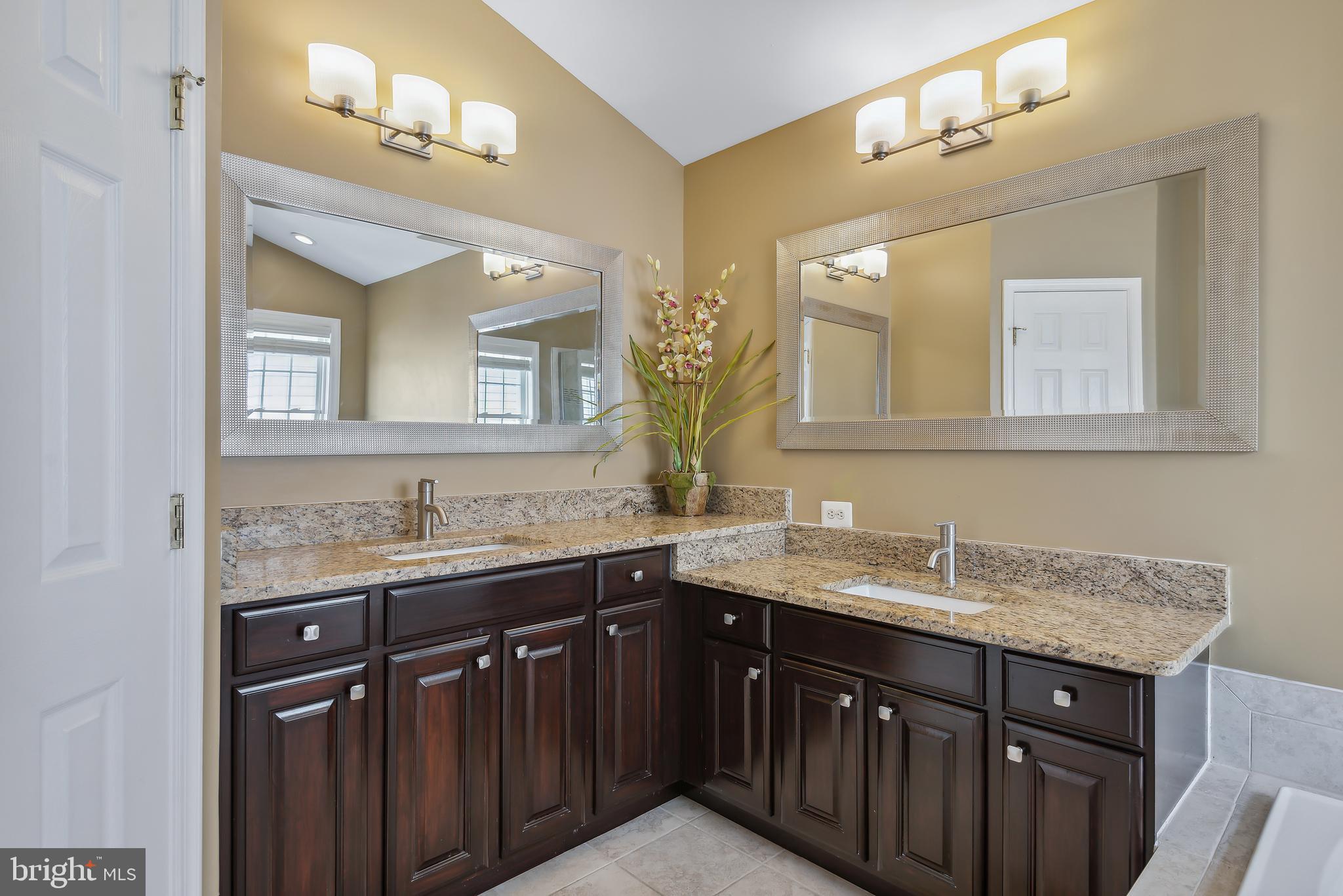 18303 Thundercloud Rd