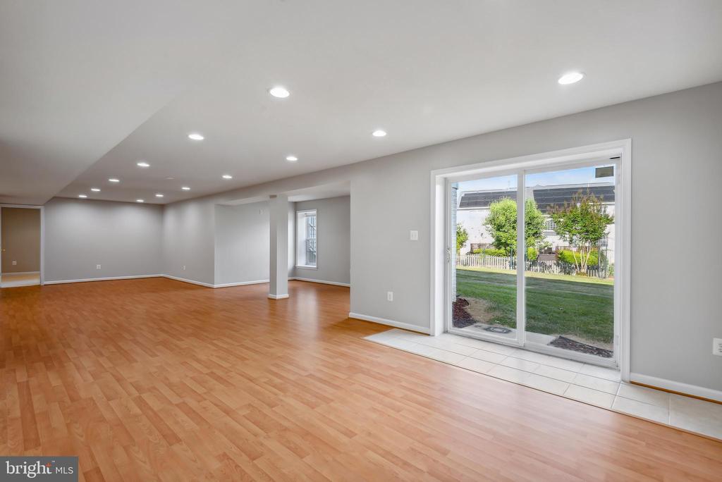 18303 Thundercloud Rd