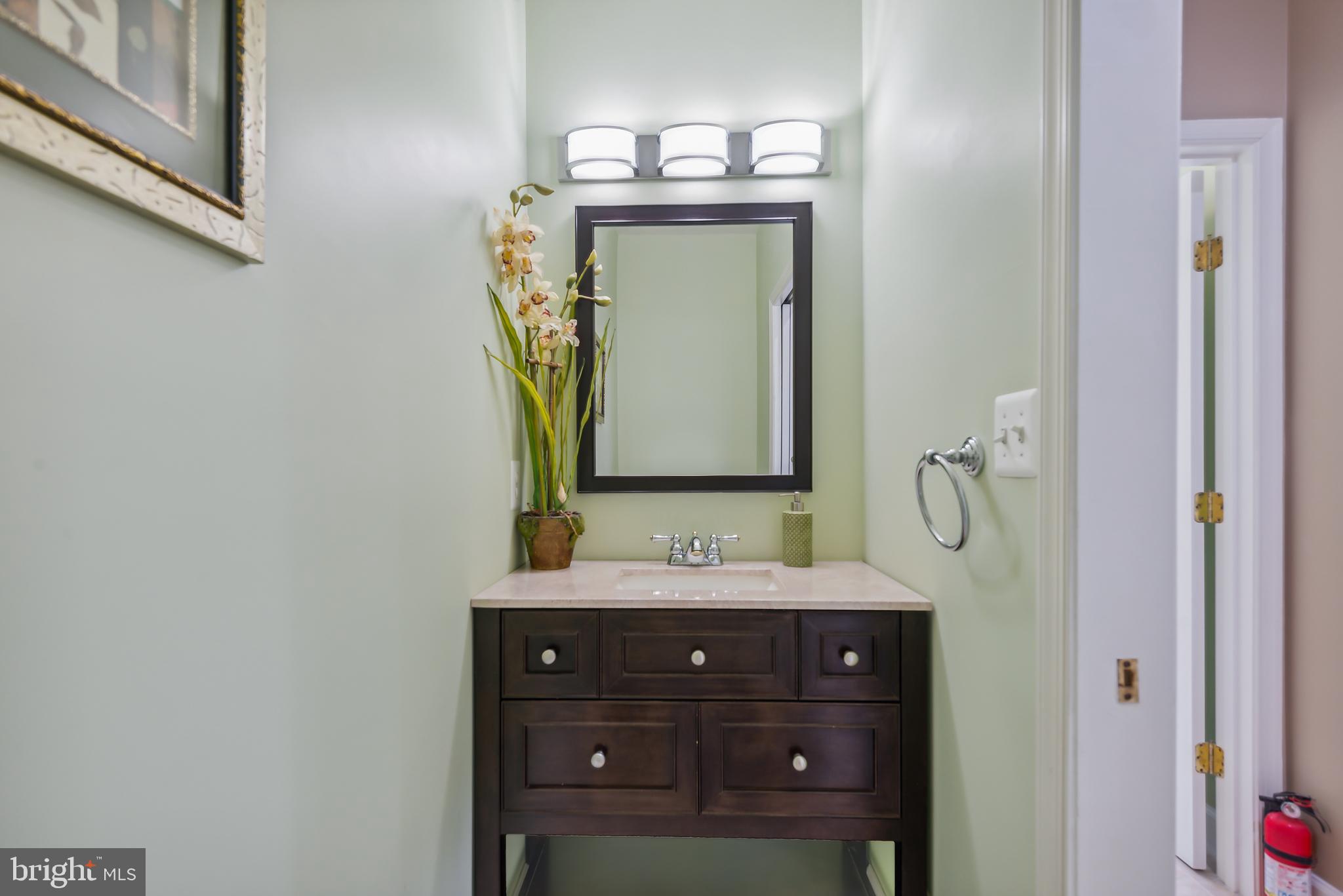 18303 Thundercloud Rd