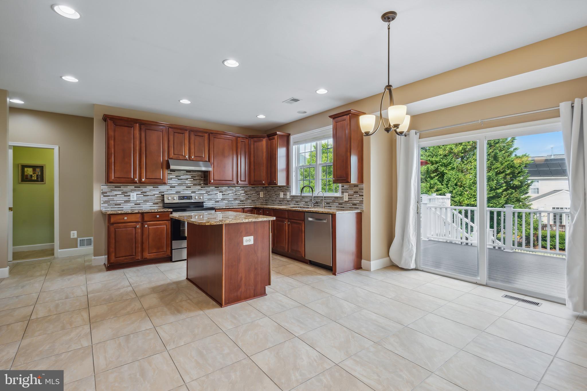 18303 Thundercloud Rd