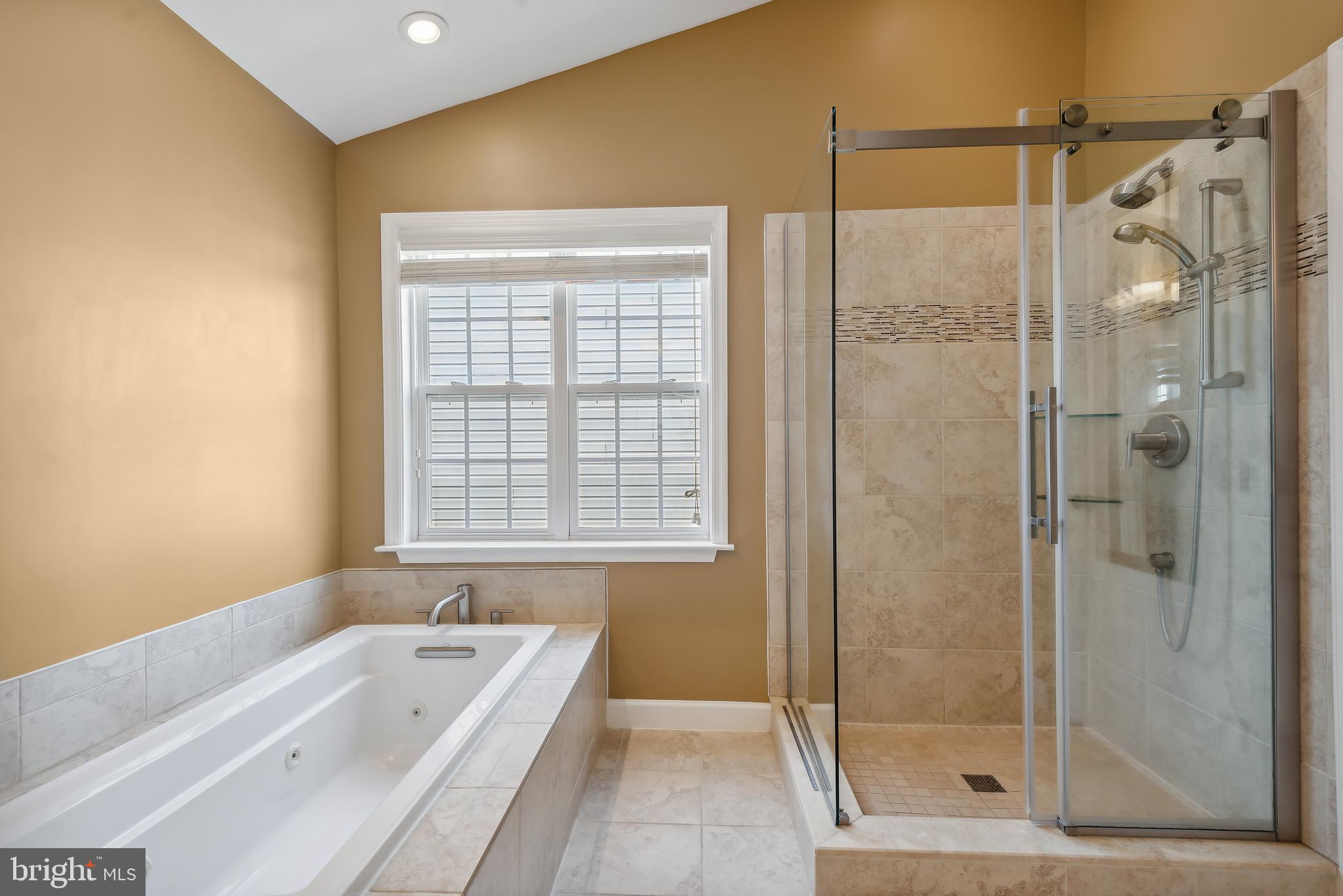 18303 Thundercloud Rd